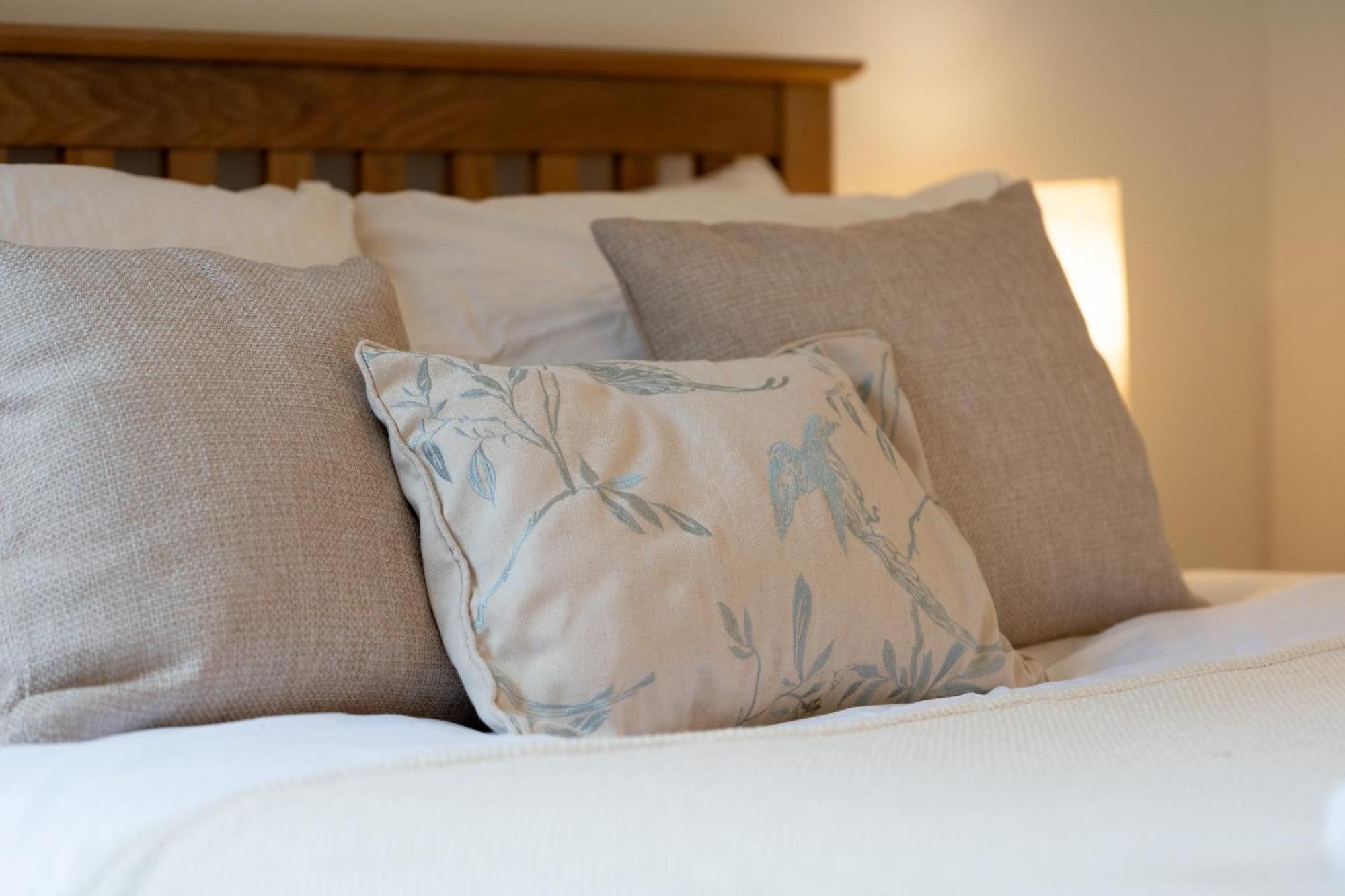 Colthorn Farm Cottage By Aryas Properties - Oxford Bagian luar foto